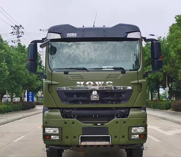 國六重汽豪沃400馬力六驅(qū)越野灑水車性能優(yōu)勢(shì)特點(diǎn)